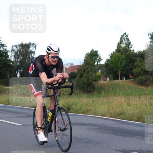 25.08.2024 - Elbe Triathlon Hamburg Fuchs,  Jonas http://msf.ph/oto/6837669 25.08.2024 08:50:56 Radfahren 68, 62, 164 meine-sportfotos.de