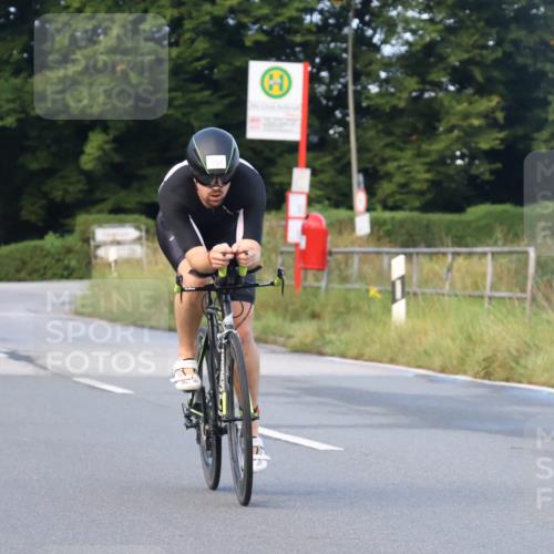 25.08.2024 - Elbe Triathlon Hamburg Fuchs,  Jonas http://msf.ph/oto/6837701 25.08.2024 08:51:02 Radfahren 164 meine-sportfotos.de