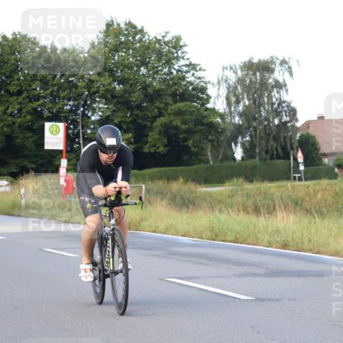 25.08.2024 - Elbe Triathlon Hamburg Fuchs,  Jonas http://msf.ph/oto/6837718 25.08.2024 08:51:02 Radfahren 164 meine-sportfotos.de