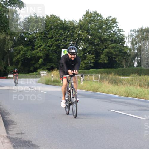 25.08.2024 - Elbe Triathlon Hamburg Fuchs,  Jonas http://msf.ph/oto/6837832 25.08.2024 08:51:39 Radfahren 180, 187 meine-sportfotos.de