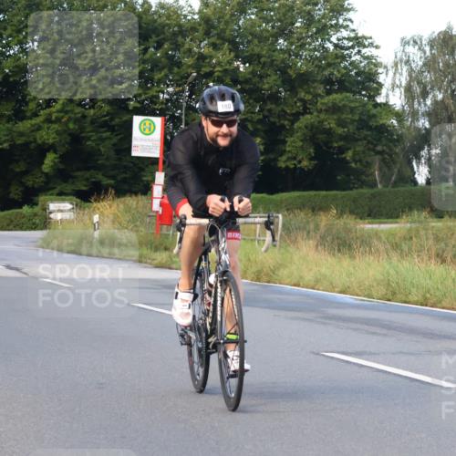 25.08.2024 - Elbe Triathlon Hamburg Fuchs,  Jonas http://msf.ph/oto/6837836 25.08.2024 08:51:39 Radfahren 180, 187 meine-sportfotos.de