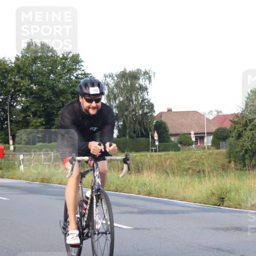 25.08.2024 - Elbe Triathlon Hamburg Fuchs,  Jonas http://msf.ph/oto/6837847 25.08.2024 08:51:40 Radfahren 180, 187 meine-sportfotos.de
