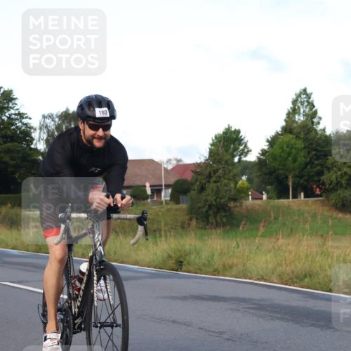 25.08.2024 - Elbe Triathlon Hamburg Fuchs,  Jonas http://msf.ph/oto/6837849 25.08.2024 08:51:40 Radfahren 180, 187 meine-sportfotos.de