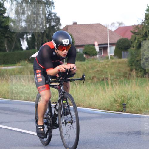 25.08.2024 - Elbe Triathlon Hamburg Fuchs,  Jonas http://msf.ph/oto/6837873 25.08.2024 08:51:42 Radfahren 180, 187 meine-sportfotos.de