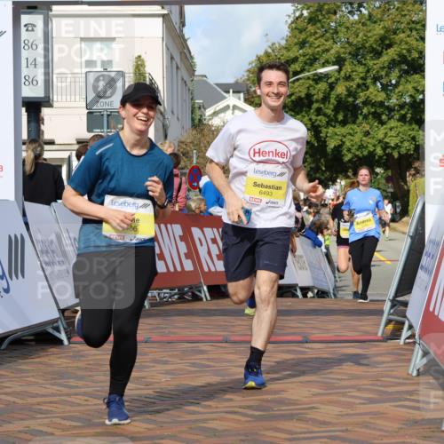 25.08.2024 - 20. Blankeneser Heldenlauf Strokosch-Dieckow http://msf.ph/oto/6837894 25.08.2024 10:29:15 Ziel 6038, 6152, 6272, 6296, 6357, 6429, 6466, 6493 meine-sportfotos.de