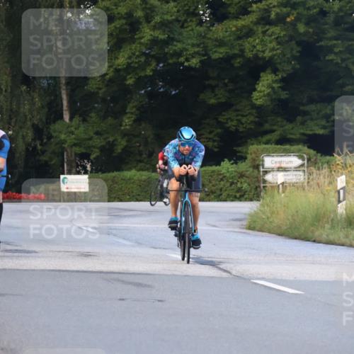 25.08.2024 - Elbe Triathlon Hamburg Fuchs,  Jonas http://msf.ph/oto/6837906 25.08.2024 08:52:37 Radfahren 71, 176 meine-sportfotos.de