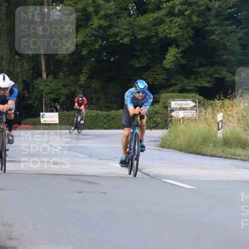 25.08.2024 - Elbe Triathlon Hamburg Fuchs,  Jonas http://msf.ph/oto/6837915 25.08.2024 08:52:37 Radfahren 71, 176 meine-sportfotos.de
