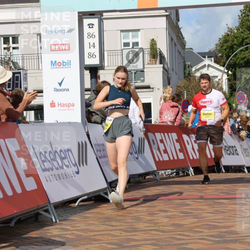 25.08.2024 - 20. Blankeneser Heldenlauf Strokosch-Dieckow http://msf.ph/oto/6838087 25.08.2024 10:29:25 Ziel 6085, 6272, 6296, 6337 meine-sportfotos.de