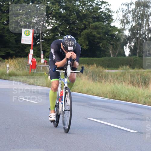 25.08.2024 - Elbe Triathlon Hamburg Fuchs,  Jonas http://msf.ph/oto/6838413 25.08.2024 08:53:17 Radfahren 139, 38, 37, 172, 167 meine-sportfotos.de