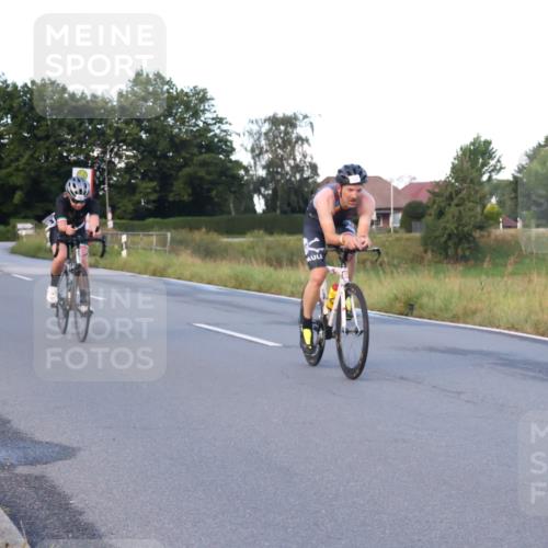 25.08.2024 - Elbe Triathlon Hamburg Fuchs,  Jonas http://msf.ph/oto/6839189 25.08.2024 08:54:27 Radfahren 92, 182, 81, 89 meine-sportfotos.de