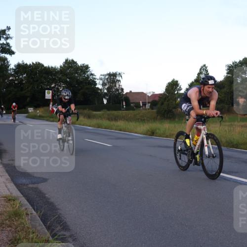 25.08.2024 - Elbe Triathlon Hamburg Fuchs,  Jonas http://msf.ph/oto/6839203 25.08.2024 08:54:27 Radfahren 92, 182, 81, 89 meine-sportfotos.de