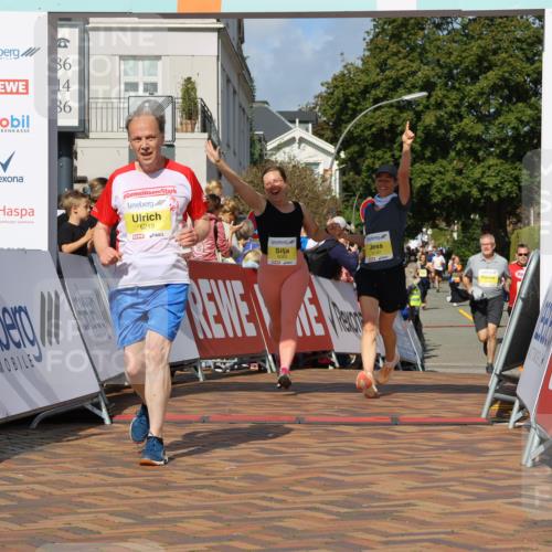25.08.2024 - 20. Blankeneser Heldenlauf Strokosch-Dieckow http://msf.ph/oto/6839630 25.08.2024 10:30:06 Ziel 6137, 6219, 6263, 6276, 6305, 6461 meine-sportfotos.de