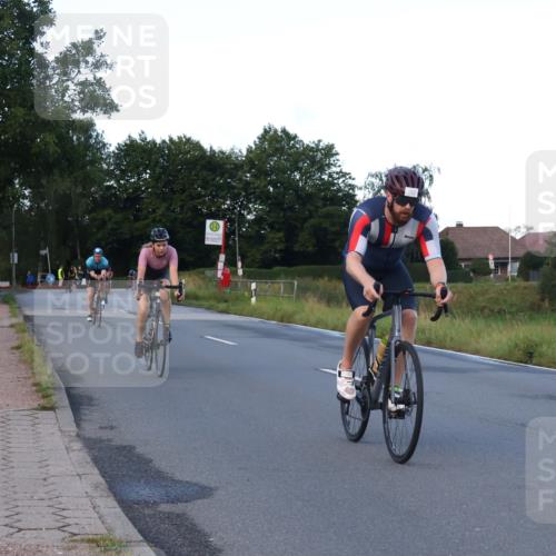 25.08.2024 - Elbe Triathlon Hamburg Fuchs,  Jonas http://msf.ph/oto/6839789 25.08.2024 08:55:16 Radfahren 134, 157, 145, 168, 95, 179 meine-sportfotos.de