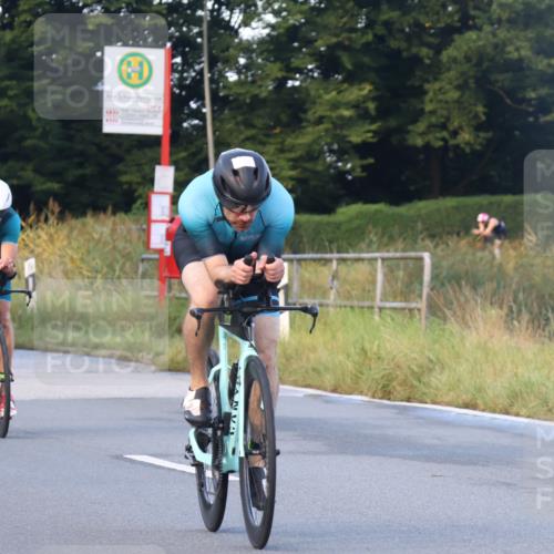 25.08.2024 - Elbe Triathlon Hamburg Fuchs,  Jonas http://msf.ph/oto/6840909 25.08.2024 08:57:10 Radfahren 165, 45, 193, 130 meine-sportfotos.de
