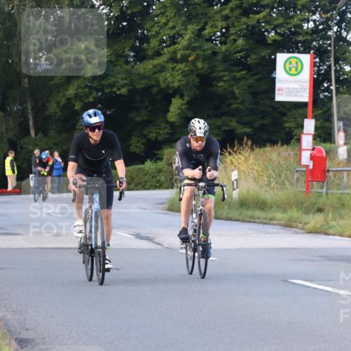 25.08.2024 - Elbe Triathlon Hamburg Fuchs,  Jonas http://msf.ph/oto/6841009 25.08.2024 08:57:14 Radfahren 165, 45, 193, 130, 74, 52 meine-sportfotos.de