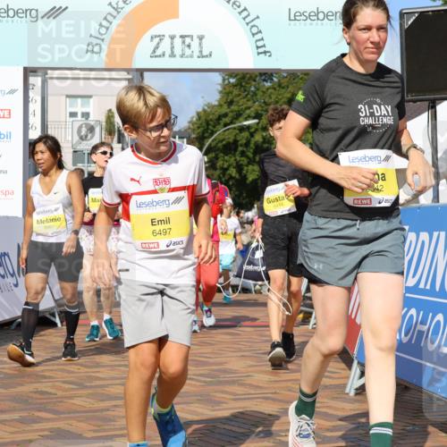 25.08.2024 - 20. Blankeneser Heldenlauf Strokosch-Dieckow http://msf.ph/oto/6841074 25.08.2024 10:30:49 Ziel 6087, 6095, 6130, 6163, 6259, 6342, 6438, 6444, 6497 meine-sportfotos.de