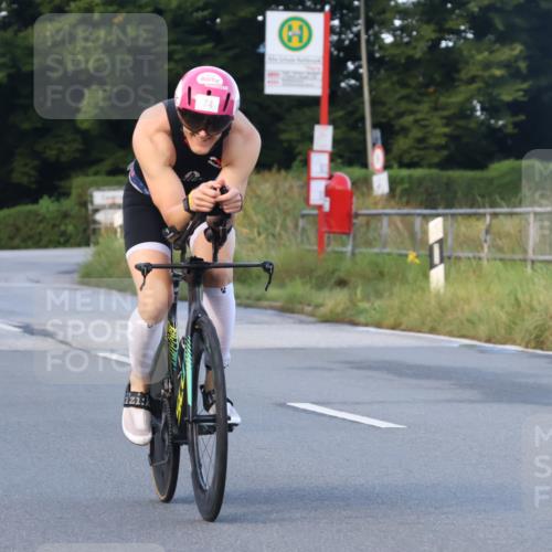 25.08.2024 - Elbe Triathlon Hamburg Fuchs,  Jonas http://msf.ph/oto/6841103 25.08.2024 08:57:18 Radfahren 193, 130, 74, 52, 61 meine-sportfotos.de