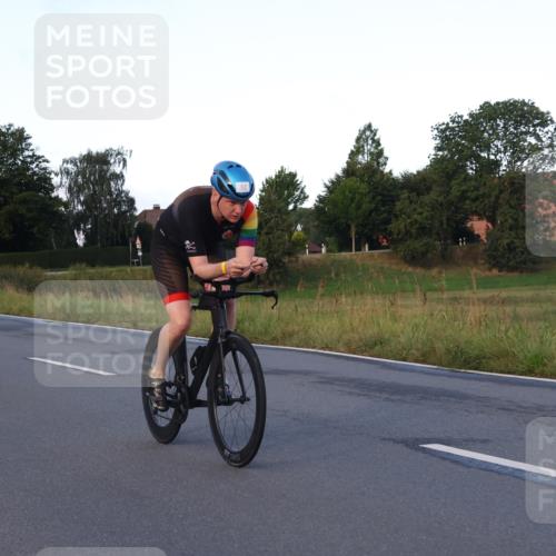 25.08.2024 - Elbe Triathlon Hamburg Fuchs,  Jonas http://msf.ph/oto/6841177 25.08.2024 08:57:21 Radfahren 193, 130, 74, 52, 61, 194, 138 meine-sportfotos.de