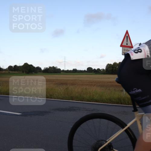 25.08.2024 - Elbe Triathlon Hamburg Fuchs,  Jonas http://msf.ph/oto/6841355 25.08.2024 08:57:29 Radfahren 194, 138 meine-sportfotos.de