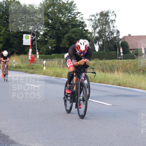 25.08.2024 - Elbe Triathlon Hamburg Fuchs,  Jonas http://msf.ph/oto/6841403 25.08.2024 08:57:37 Radfahren 58, 97, 185, 126 meine-sportfotos.de