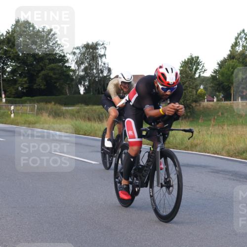 25.08.2024 - Elbe Triathlon Hamburg Fuchs,  Jonas http://msf.ph/oto/6841417 25.08.2024 08:57:37 Radfahren 58, 97, 185, 126 meine-sportfotos.de