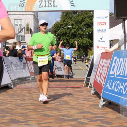 25.08.2024 - 20. Blankeneser Heldenlauf Strokosch-Dieckow http://msf.ph/oto/6841433 25.08.2024 10:30:58 Ziel 6130, 6315, 6349, 6438, 6474 meine-sportfotos.de