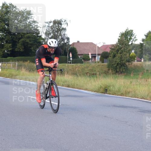 25.08.2024 - Elbe Triathlon Hamburg Fuchs,  Jonas http://msf.ph/oto/6841444 25.08.2024 08:57:39 Radfahren 58, 97, 185, 126, 147 meine-sportfotos.de