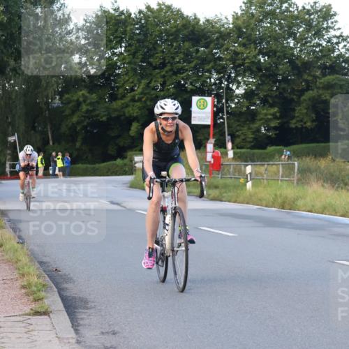 25.08.2024 - Elbe Triathlon Hamburg Fuchs,  Jonas http://msf.ph/oto/6841527 25.08.2024 08:57:43 Radfahren 58, 97, 185, 126, 147 meine-sportfotos.de