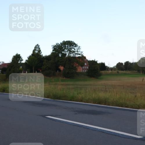 25.08.2024 - Elbe Triathlon Hamburg Fuchs,  Jonas http://msf.ph/oto/6841584 25.08.2024 08:57:44 Radfahren 185, 126, 147 meine-sportfotos.de