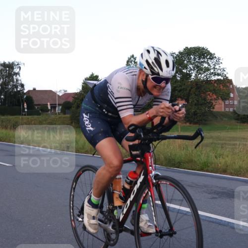 25.08.2024 - Elbe Triathlon Hamburg Fuchs,  Jonas http://msf.ph/oto/6841623 25.08.2024 08:57:46 Radfahren 126, 147 meine-sportfotos.de