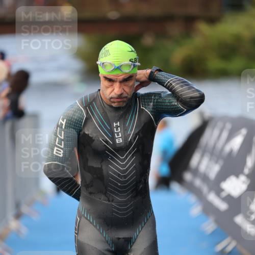 25.08.2024 - Elbe Triathlon Hamburg H.Heesch http://msf.ph/oto/6841739 25.08.2024 08:44:53 Schwimmen 120, 124, 166, 168, 169, 188, 197 meine-sportfotos.de