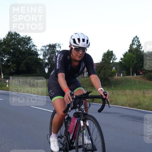 25.08.2024 - Elbe Triathlon Hamburg Fuchs,  Jonas http://msf.ph/oto/6841744 25.08.2024 08:57:58 Radfahren 136, 125, 146, 83 meine-sportfotos.de