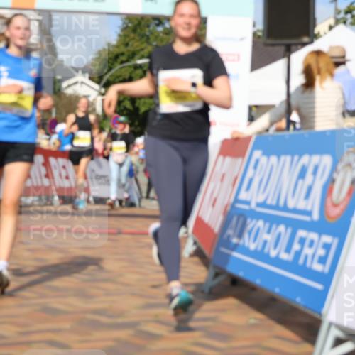 25.08.2024 - 20. Blankeneser Heldenlauf Strokosch-Dieckow http://msf.ph/oto/6841982 25.08.2024 10:31:16 Ziel 6271, 6290, 6364, 6400, 6401 meine-sportfotos.de