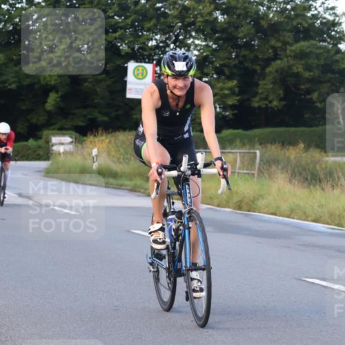 25.08.2024 - Elbe Triathlon Hamburg Fuchs,  Jonas http://msf.ph/oto/6842031 25.08.2024 08:58:17 Radfahren 123, 114, 87 meine-sportfotos.de