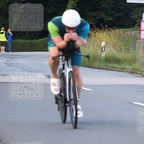 25.08.2024 - Elbe Triathlon Hamburg Fuchs,  Jonas http://msf.ph/oto/6842114 25.08.2024 08:58:29 Radfahren 43, 69 meine-sportfotos.de
