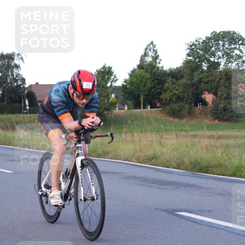 25.08.2024 - Elbe Triathlon Hamburg Fuchs,  Jonas http://msf.ph/oto/6842323 25.08.2024 08:58:49 Radfahren 41, 33 meine-sportfotos.de