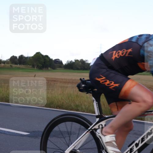 25.08.2024 - Elbe Triathlon Hamburg Fuchs,  Jonas http://msf.ph/oto/6842341 25.08.2024 08:58:50 Radfahren 41, 33 meine-sportfotos.de