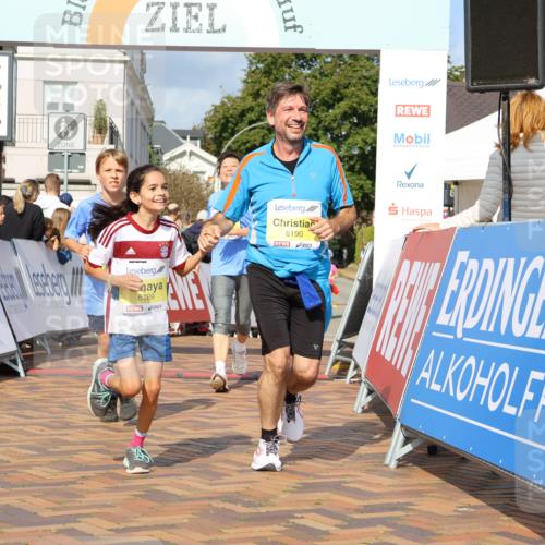 25.08.2024 - 20. Blankeneser Heldenlauf Strokosch-Dieckow http://msf.ph/oto/6842366 25.08.2024 10:31:36 Ziel 6067, 6177, 6189, 6190, 6490 meine-sportfotos.de