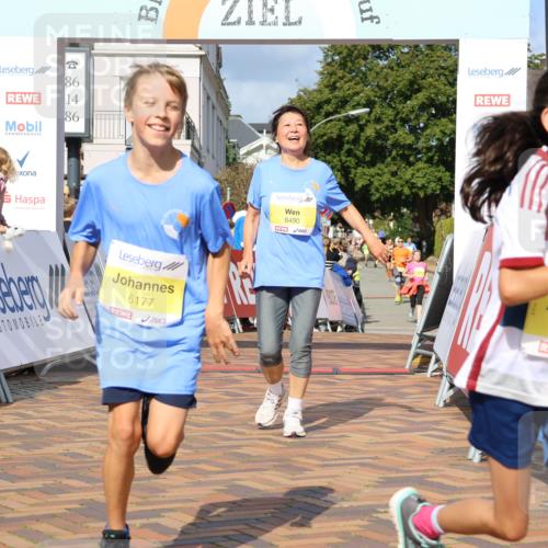 25.08.2024 - 20. Blankeneser Heldenlauf Strokosch-Dieckow http://msf.ph/oto/6842477 25.08.2024 10:31:38 Ziel 6067, 6177, 6189, 6190, 6490 meine-sportfotos.de