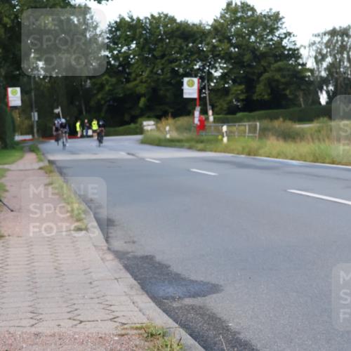 25.08.2024 - Elbe Triathlon Hamburg Fuchs,  Jonas http://msf.ph/oto/6842496 25.08.2024 08:59:22 Radfahren 47, 144, 170 meine-sportfotos.de