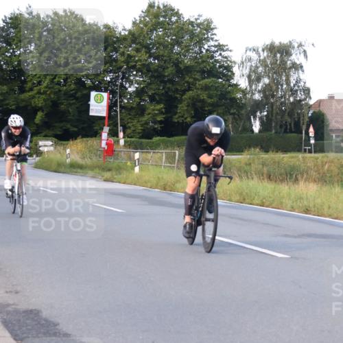 25.08.2024 - Elbe Triathlon Hamburg Fuchs,  Jonas http://msf.ph/oto/6842534 25.08.2024 08:59:26 Radfahren 47, 144, 170 meine-sportfotos.de