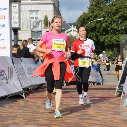 25.08.2024 - 20. Blankeneser Heldenlauf Strokosch-Dieckow http://msf.ph/oto/6842710 25.08.2024 10:31:47 Ziel 6082, 6247, 6338 meine-sportfotos.de