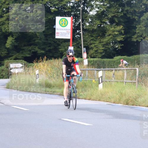 25.08.2024 - Elbe Triathlon Hamburg Fuchs,  Jonas http://msf.ph/oto/6842785 25.08.2024 09:00:01 Radfahren 90, 177 meine-sportfotos.de
