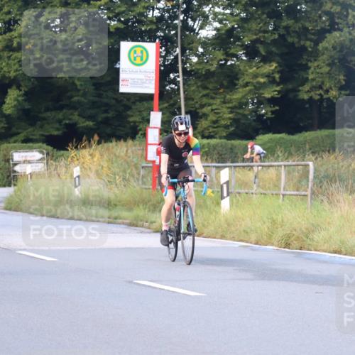 25.08.2024 - Elbe Triathlon Hamburg Fuchs,  Jonas http://msf.ph/oto/6842792 25.08.2024 09:00:01 Radfahren 90, 177 meine-sportfotos.de