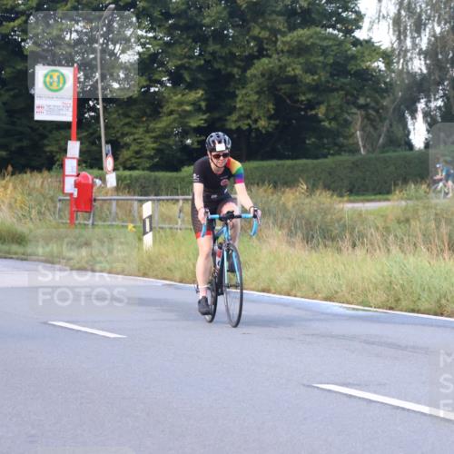 25.08.2024 - Elbe Triathlon Hamburg Fuchs,  Jonas http://msf.ph/oto/6842804 25.08.2024 09:00:02 Radfahren 177 meine-sportfotos.de