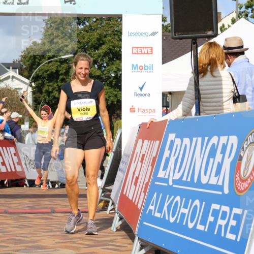 25.08.2024 - 20. Blankeneser Heldenlauf Strokosch-Dieckow http://msf.ph/oto/6842925 25.08.2024 10:31:54 Ziel 6068, 6082, 6238, 6241, 6245, 6247, 6338, 6432 meine-sportfotos.de
