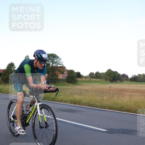 25.08.2024 - Elbe Triathlon Hamburg Fuchs,  Jonas http://msf.ph/oto/6843044 25.08.2024 09:00:15 Radfahren 70, 127, 98, 108 meine-sportfotos.de