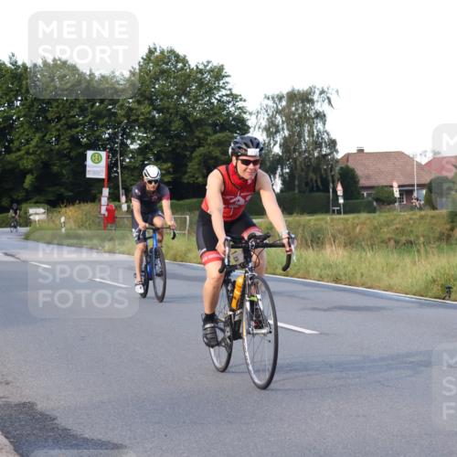 25.08.2024 - Elbe Triathlon Hamburg Fuchs,  Jonas http://msf.ph/oto/6843201 25.08.2024 09:00:28 Radfahren 119, 88, 163 meine-sportfotos.de