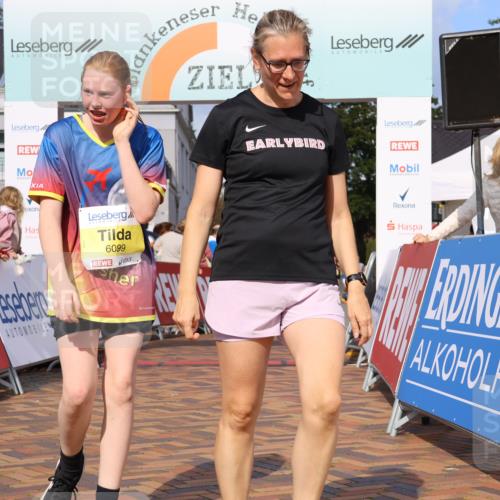 25.08.2024 - 20. Blankeneser Heldenlauf Strokosch-Dieckow http://msf.ph/oto/6843212 25.08.2024 10:32:05 Ziel 6098, 6099, 6100, 6241 meine-sportfotos.de