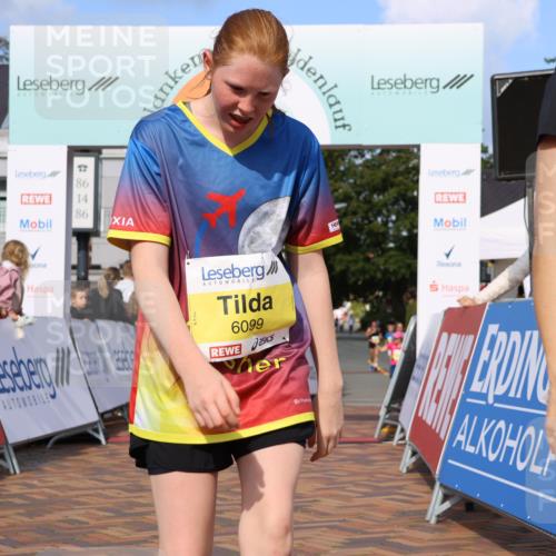 25.08.2024 - 20. Blankeneser Heldenlauf Strokosch-Dieckow http://msf.ph/oto/6843229 25.08.2024 10:32:06 Ziel 6098, 6099, 6100, 6241 meine-sportfotos.de